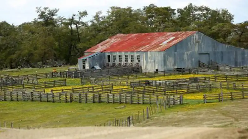 Cabo San Pablo y Estancia Rolito