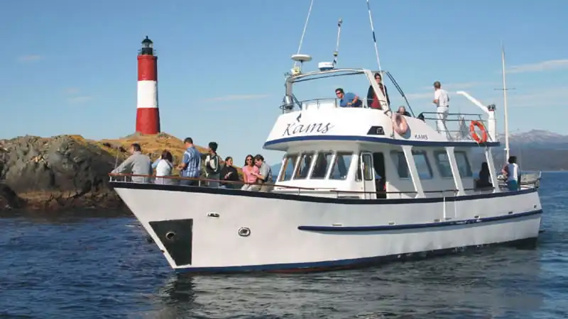 Navegación Canal Beagle en Yate