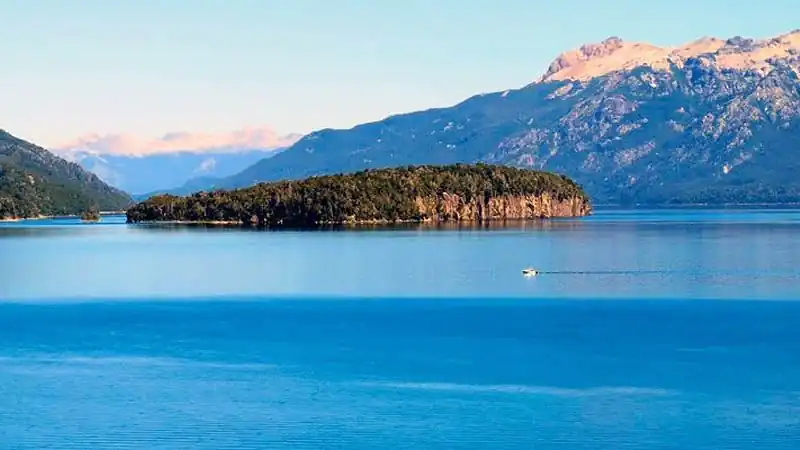 Isla Victoria y Bosque de Arrayanes