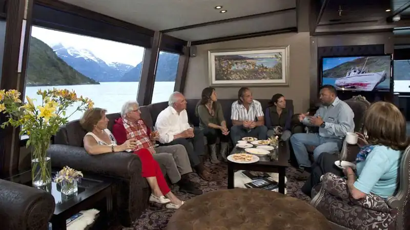 Crucero Mar Patag “The Spirit of the Glaciers” - 3 días y 2 noches