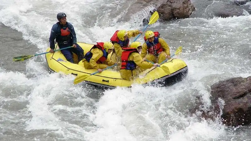 Rafting en Pueblo del Río, Parque Aventura ARE