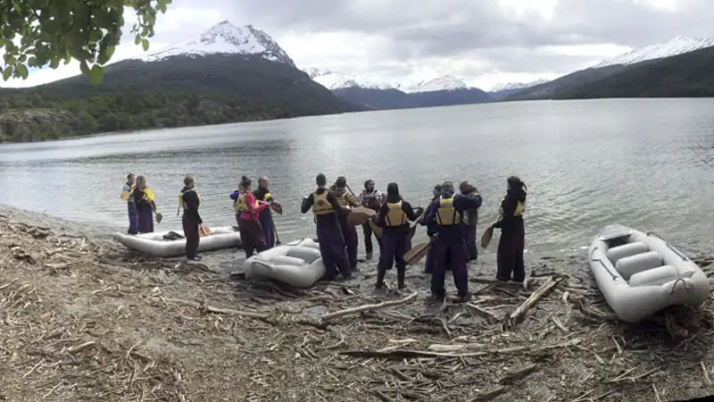 Trekking y canoas en el Parque Nacional Tierra del Fuego
