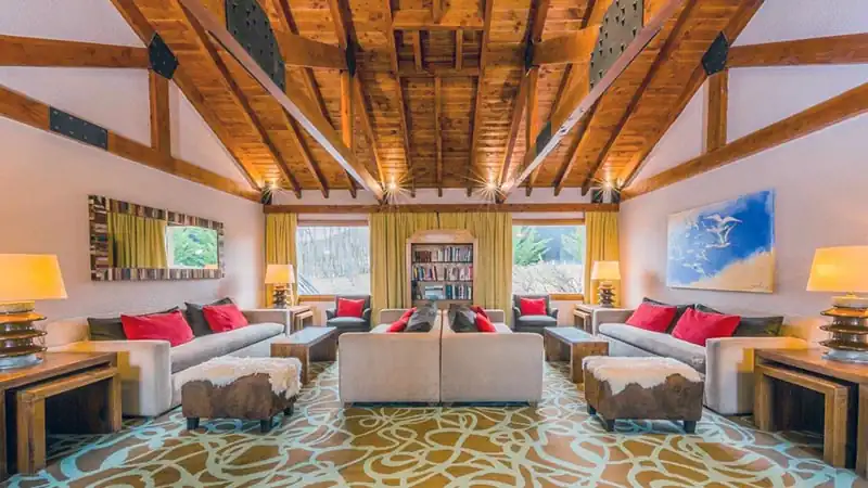 4* |  Mirador del Lago