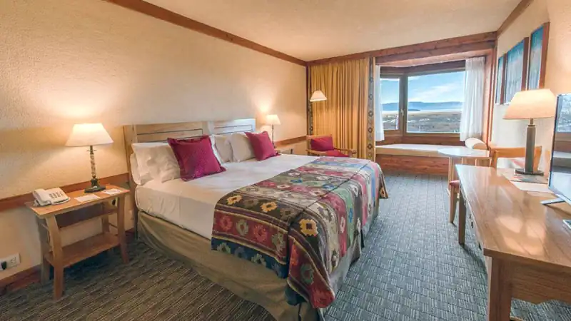 4* |  Mirador del Lago