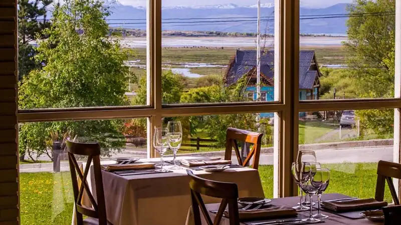 4* |  Mirador del Lago