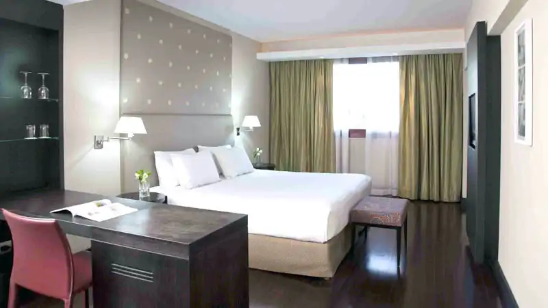 4* | NH Collection Buenos Aires Crillón 