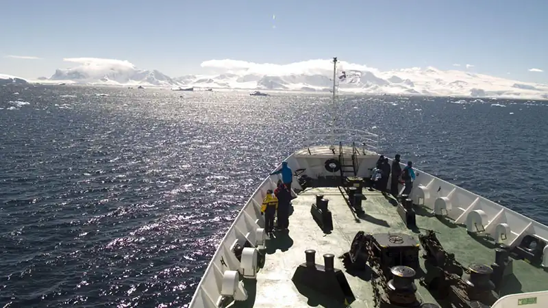 Tras el Mar de Weddell   