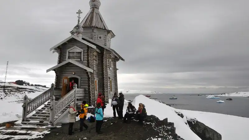 Aero – Crucero Antártida Clásica 