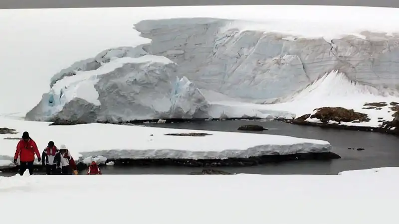 Aero – Crucero Antártida Clásica 