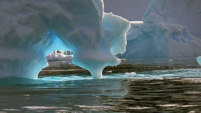 Aero – Crucero Antártida Clásica 